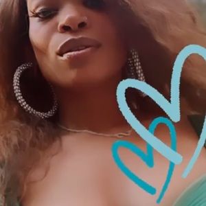 Meet your Posher, Meghan